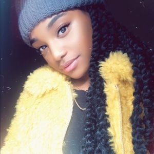 Meet your Posher, Kevianna